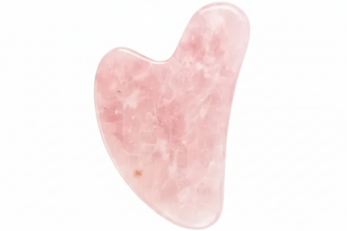 Gua Sha Quartz Rose, le rituel de massage visage